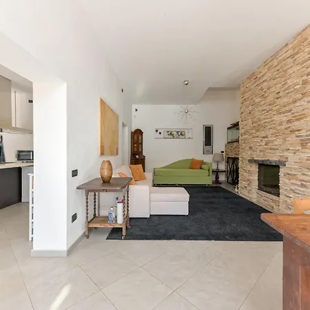 Augusta By Interhome *