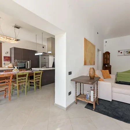 Augusta By Interhome